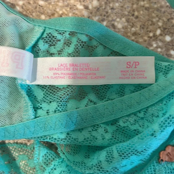 Victoria’s Secret Pink Lace Bralette - Size Small‎ - Picture 6 of 6
